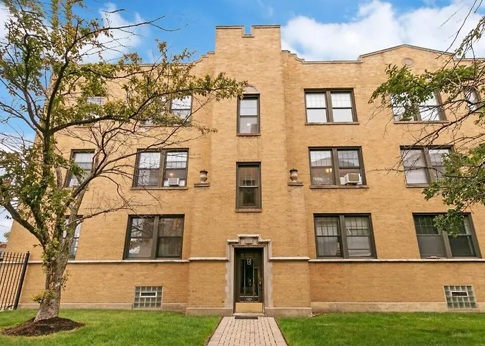 Well-furnished 1br In Popular Spot - Belmont J3 Апартаменты *